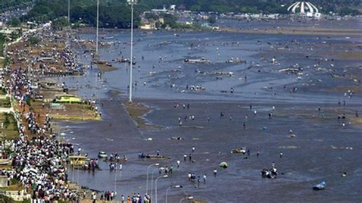 What are the natural disasters in Tamilnadu?