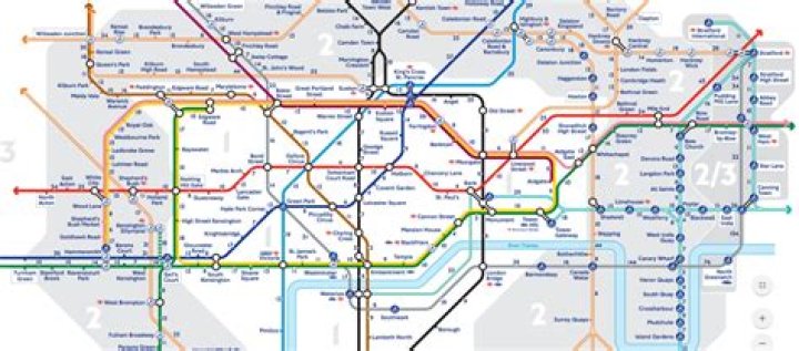 Which two tube stations are closest together?
