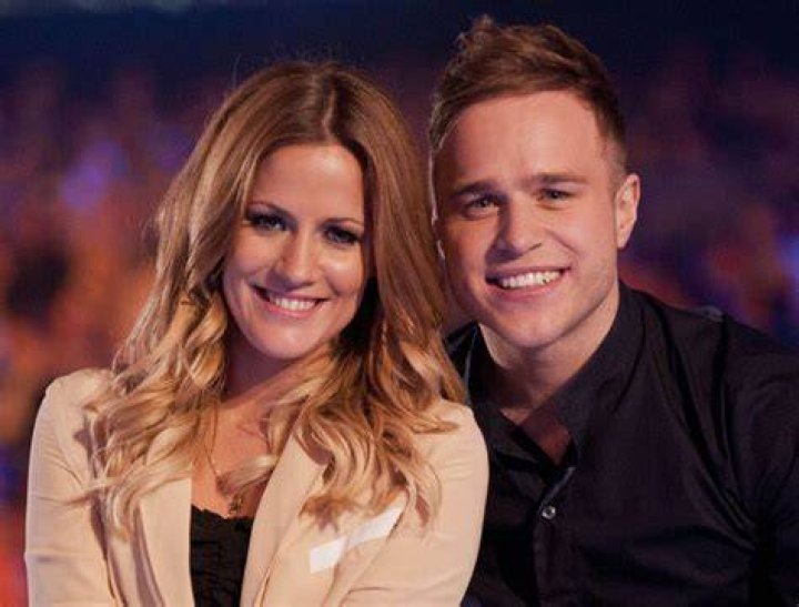 Who are the presenters of the Xtra Factor?
